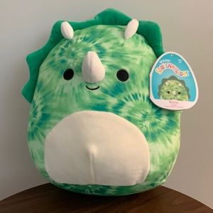 8” Rocio Triceratops Squishmallow NWT